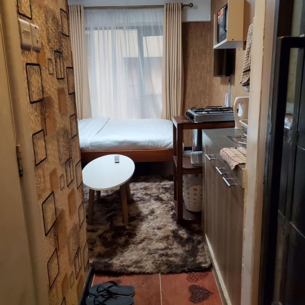 나이로비 Lovely & Cozy Compact Studio Near Airport With Rooftop View 아파트 외부 사진