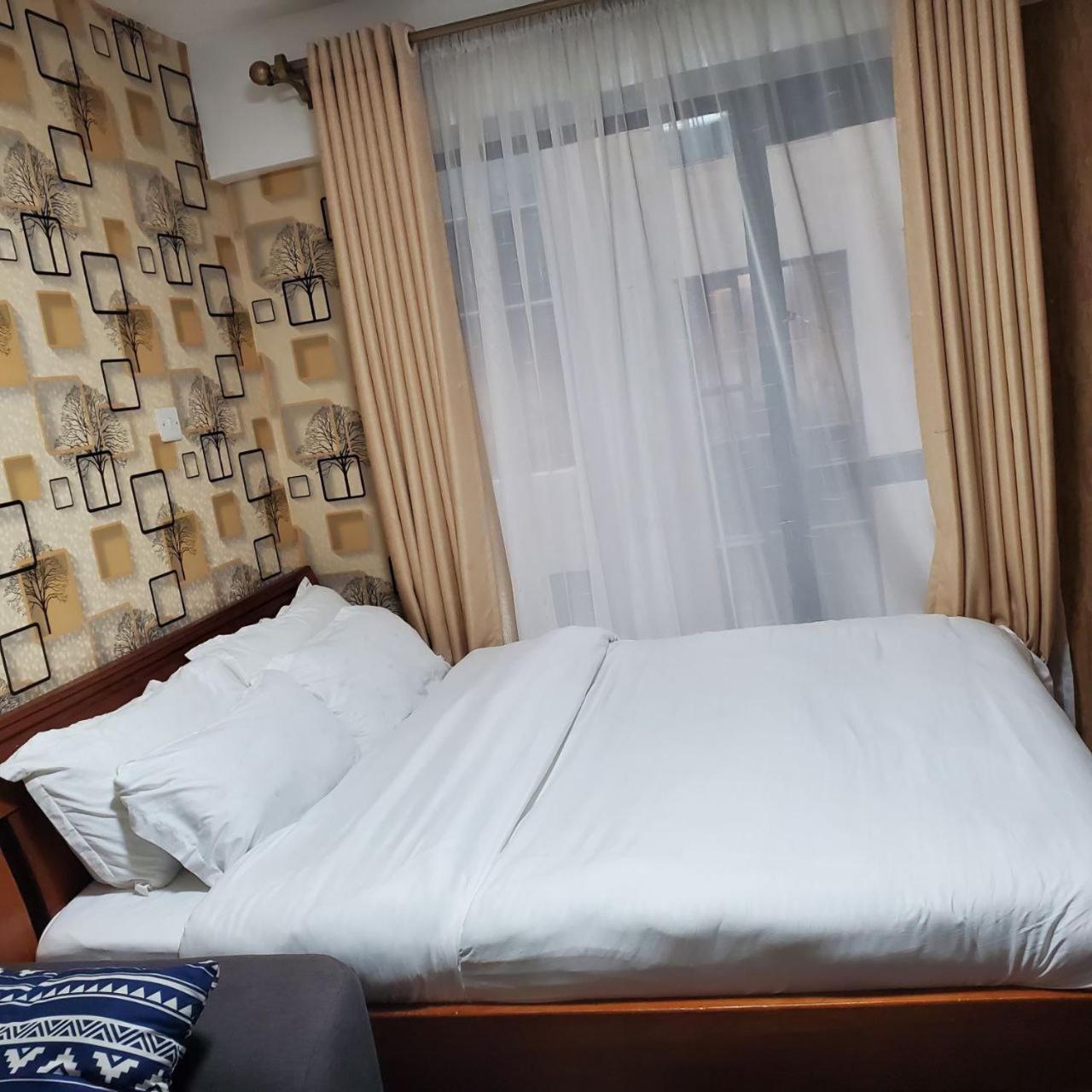 나이로비 Lovely & Cozy Compact Studio Near Airport With Rooftop View 아파트 외부 사진