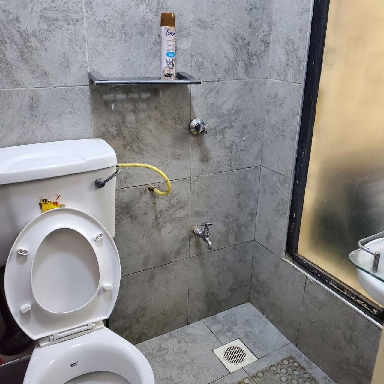 나이로비 Lovely & Cozy Compact Studio Near Airport With Rooftop View 아파트 외부 사진